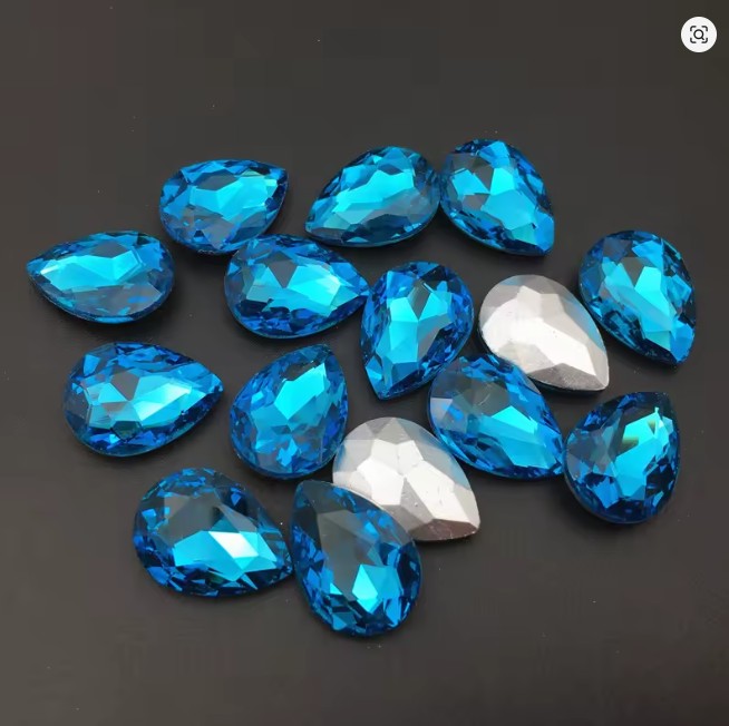 Teardrop Ear Plugs with Glass Crystal - Aquamarine