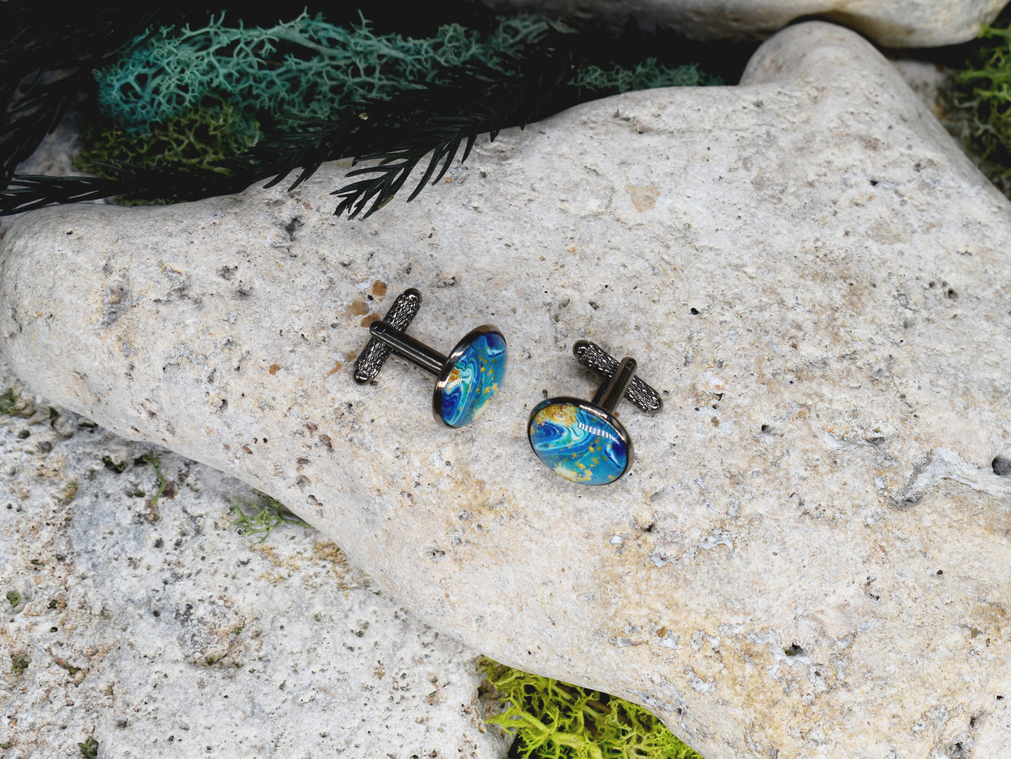 Czarne spinki do mankietów z abstrakcyjnym wzorem Spirit Of Copper