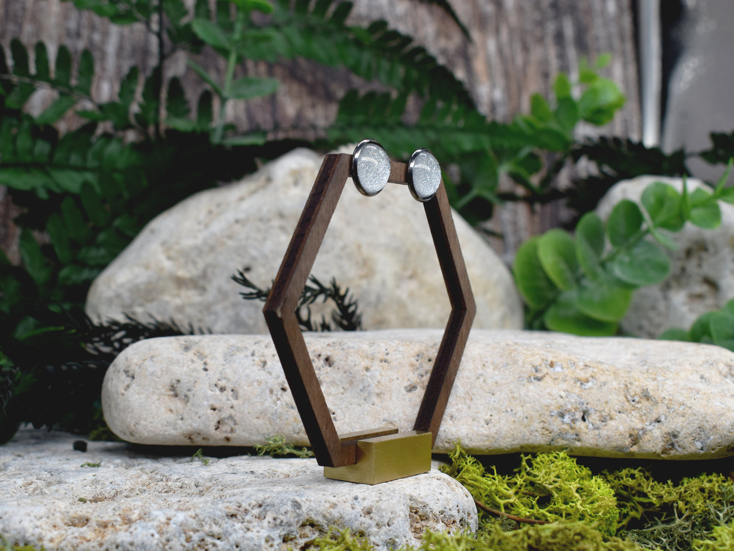 Stalowe kolczyki wkrętki z brokatowymi oczkami Spirit Of Copper