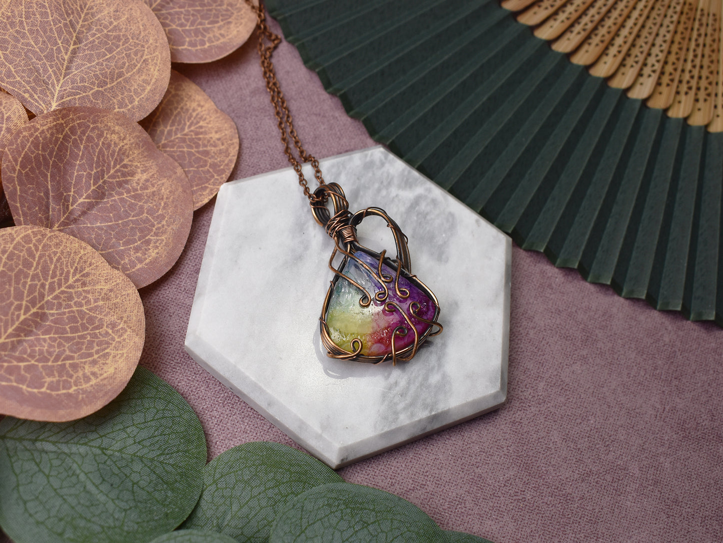 Miedziany wisiorek wire wrapping z kwarcem solarnym Spirit Of Copper