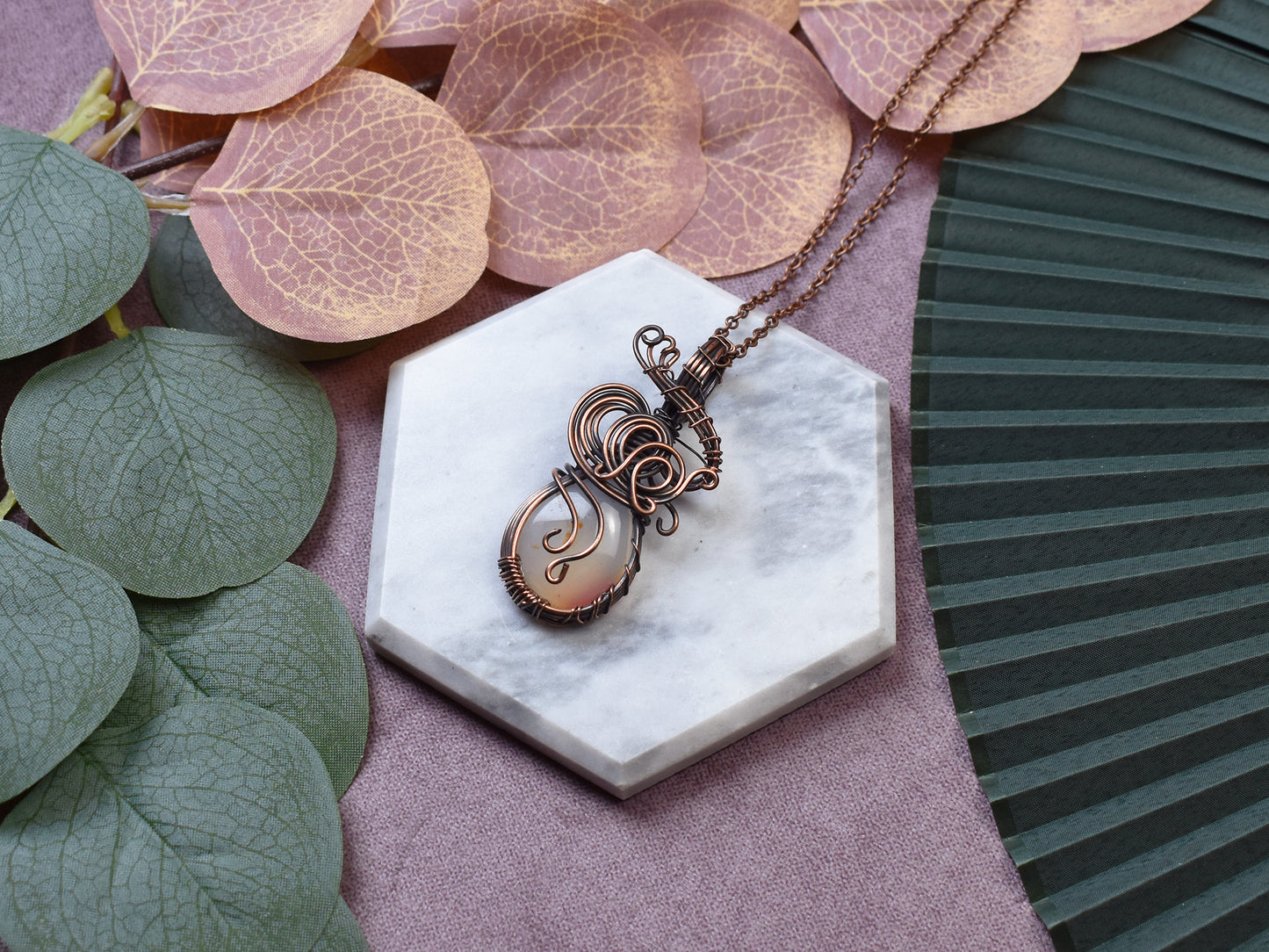 Miedziany wisiorek wire wrapping z agatem Spirit Of Copper