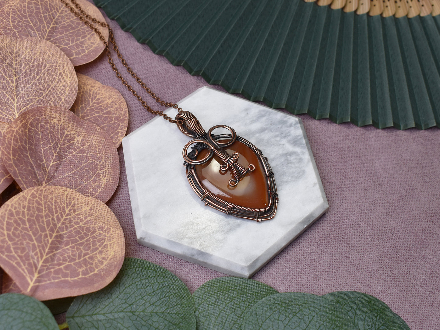 Miedziany wisiorek wire wrapping z karneolem Spirit Of Copper