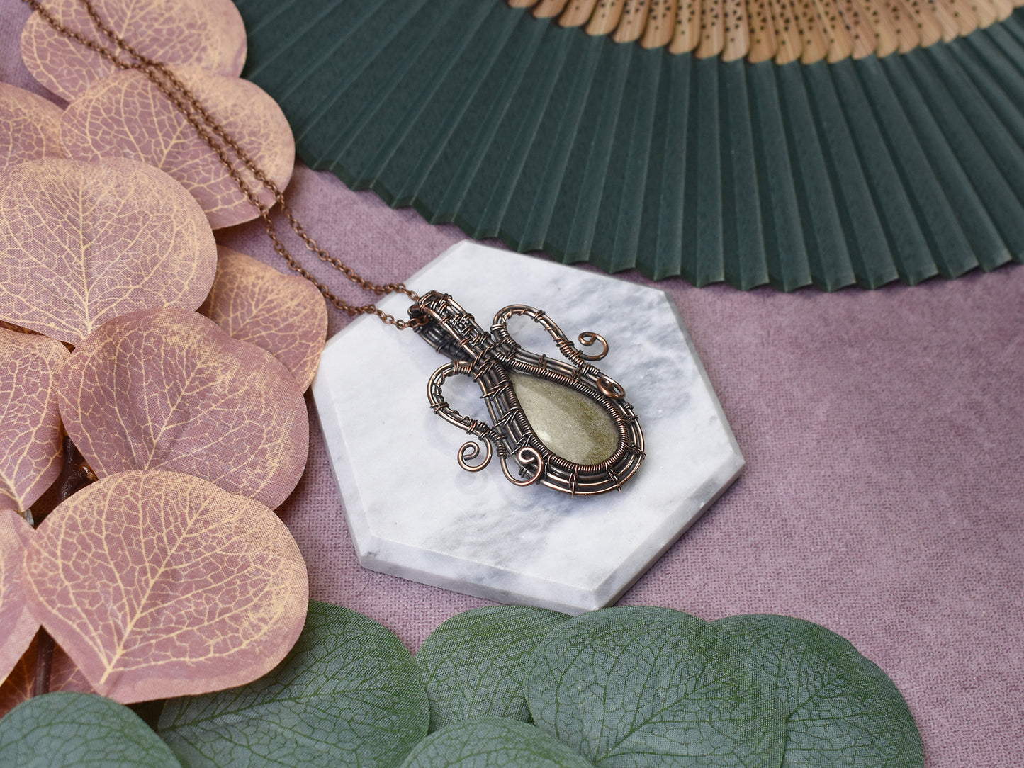 Miedziany wisiorek wire wrapping z obsydianem Spirit Of Copper