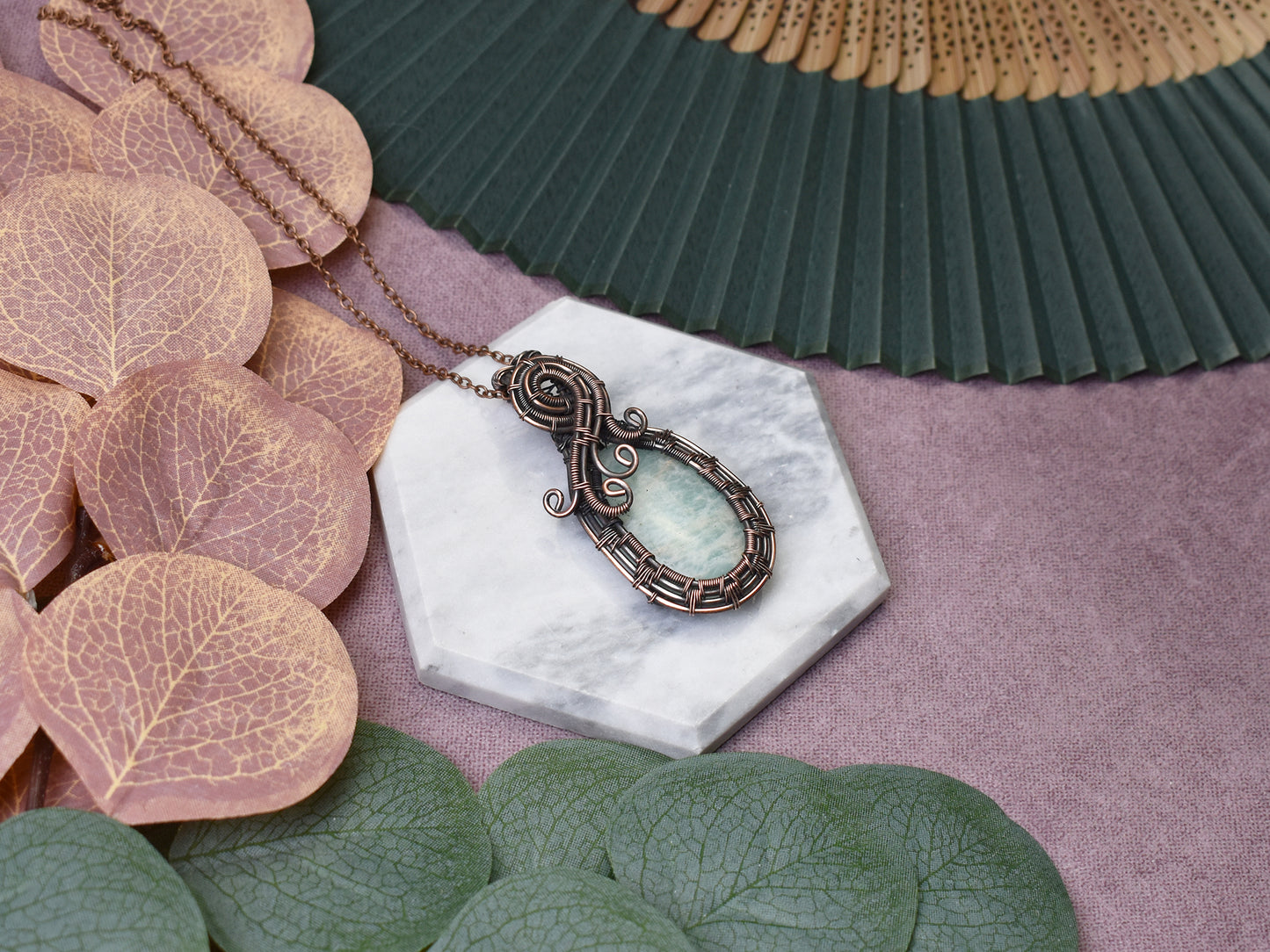 Miedziany wisiorek wire wrapping z amazonitem Spirit Of Copper