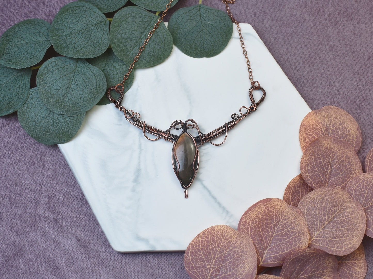 Miedziany naszyjnik wire wrapping z labradorytem Spirit Of Copper
