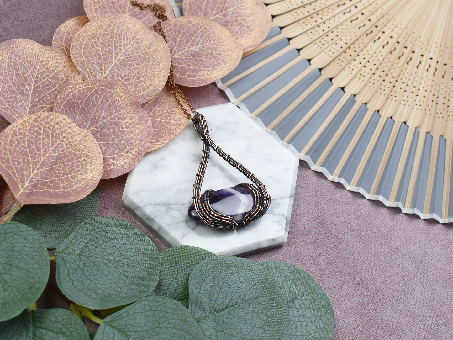 Miedziany Wisiorek Wire Wrapping z Ametystem
