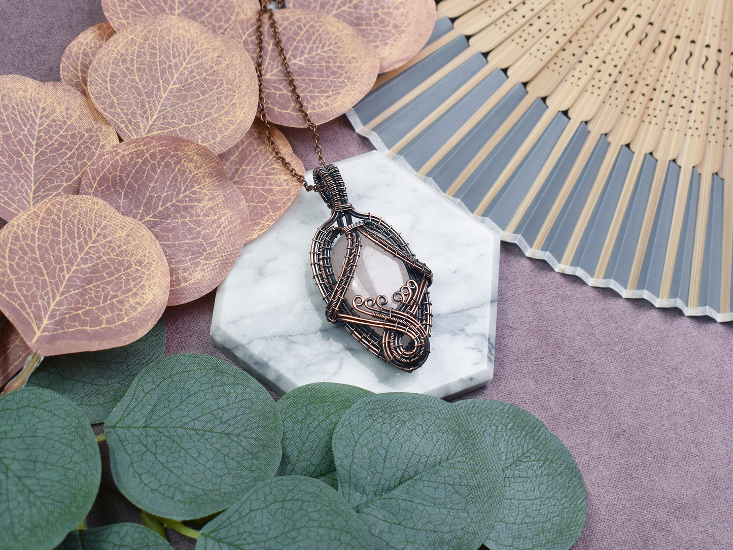 Miedziany Wisiorek Wire Wrapping z Różowym Kwarcem