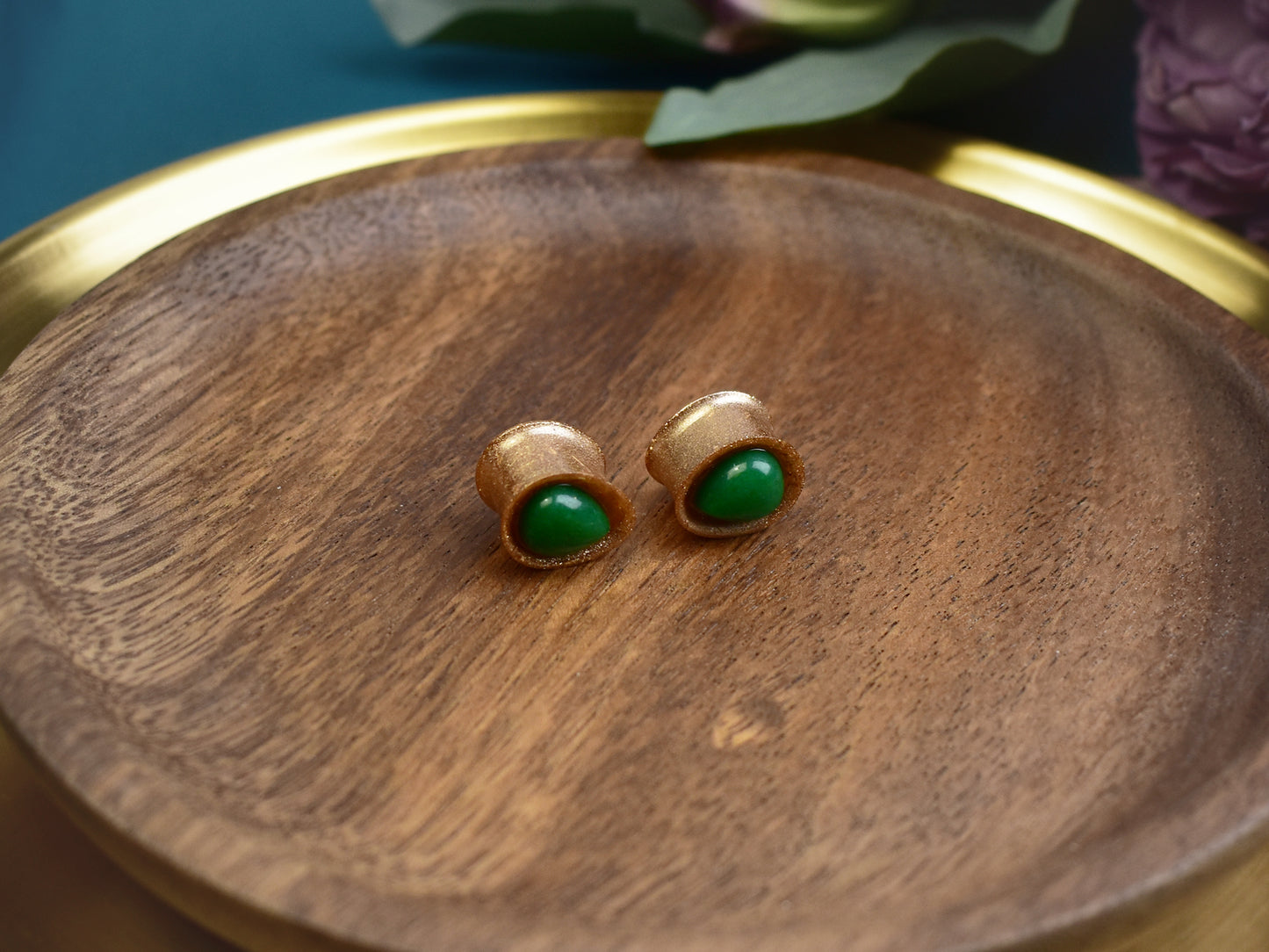 Złote plugi do uszu 12mm z jadeitem | Łezki | Para Spirit Of Copper