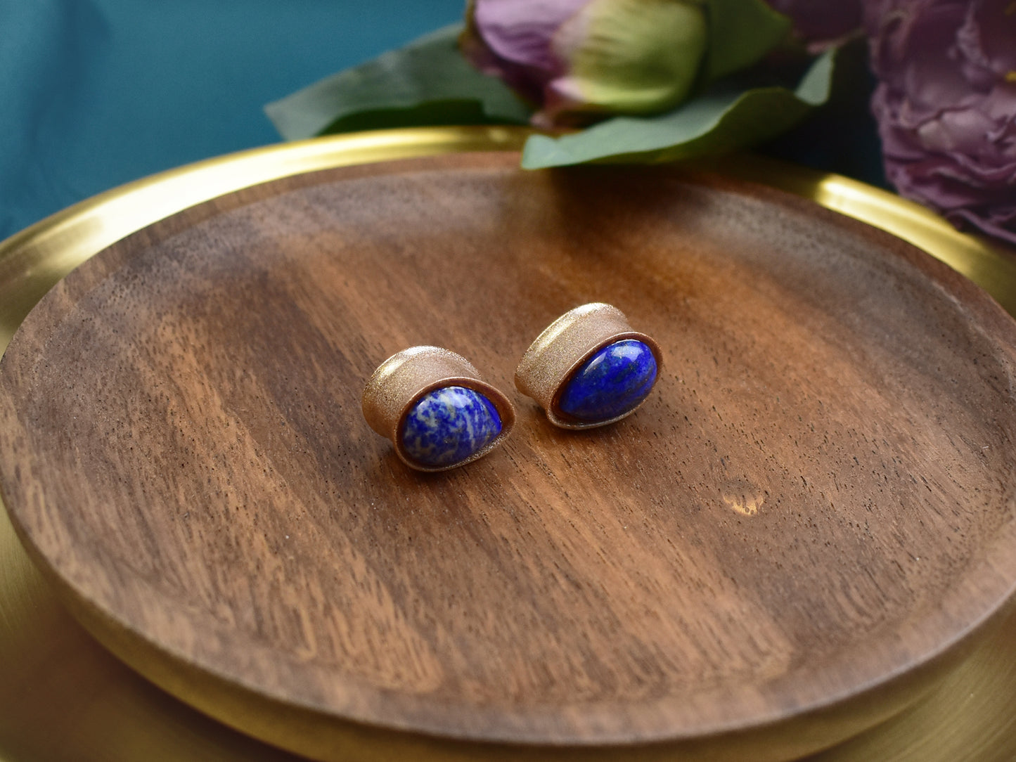 Złote plugi do uszu 16mm z lapisem lazuli | Łezki | Para Spirit Of Copper