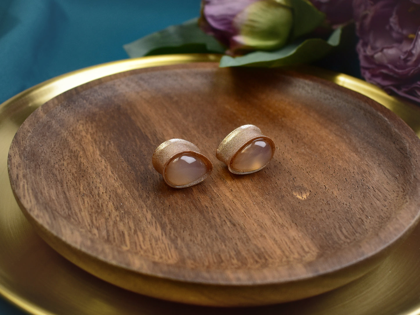 Złote plugi do uszu 16mm z kwarcem dymnym | Łezki | Para Spirit Of Copper