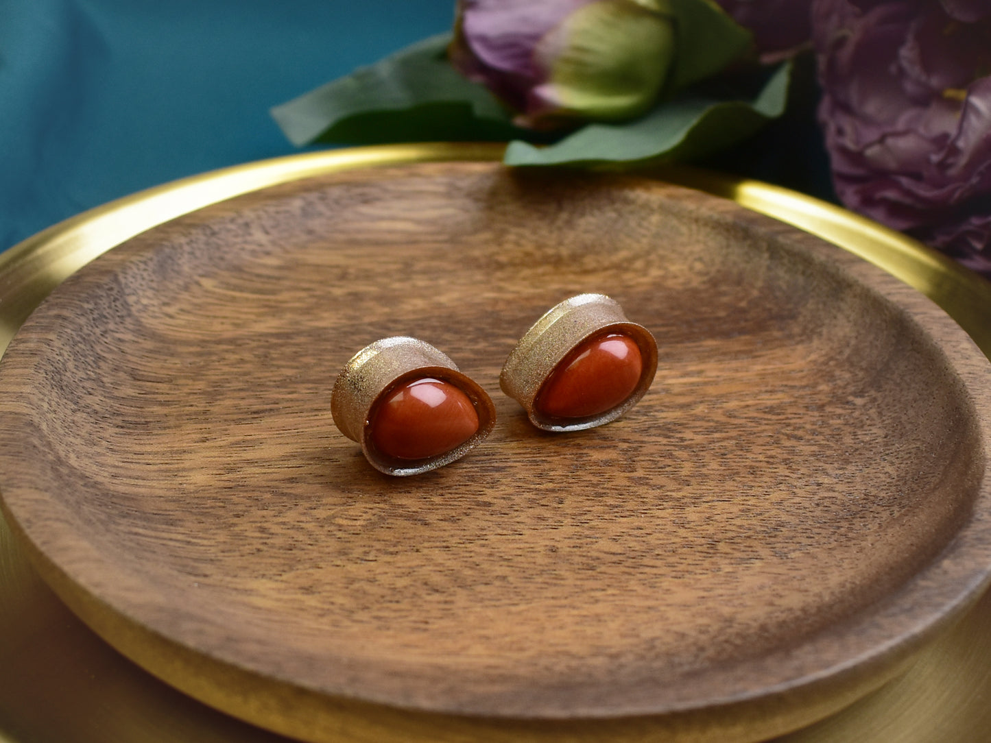 Złote plugi do uszu 19mm z jaspisem | Łezki | Para Spirit Of Copper