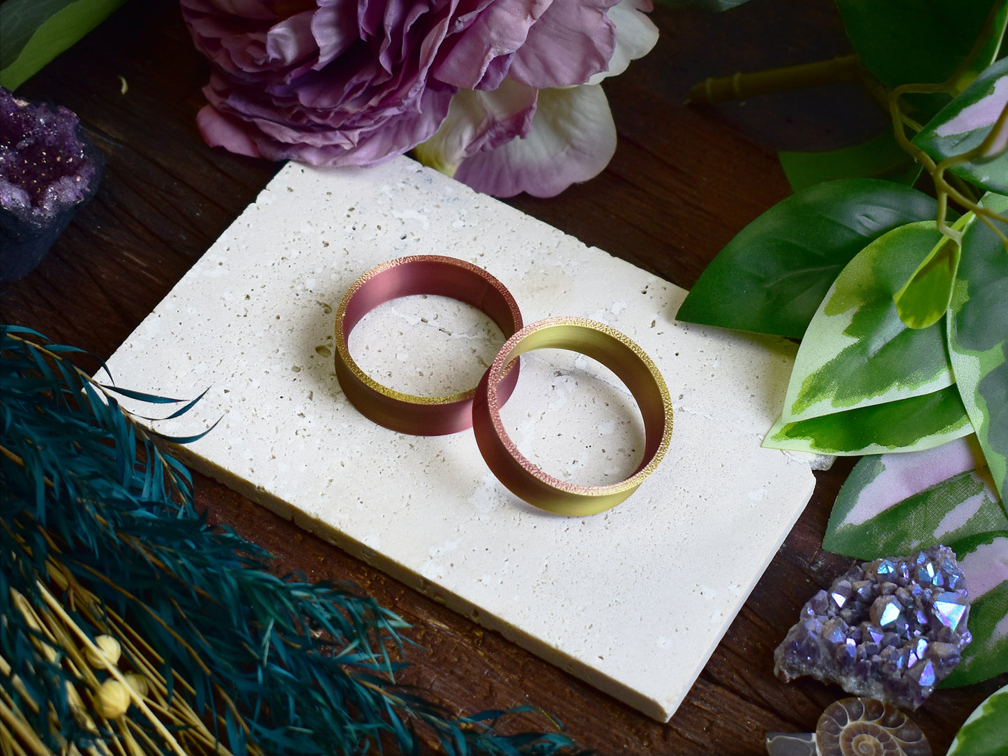 Ear tunnels 10-100mm | Gold Copper | 12 Shapes