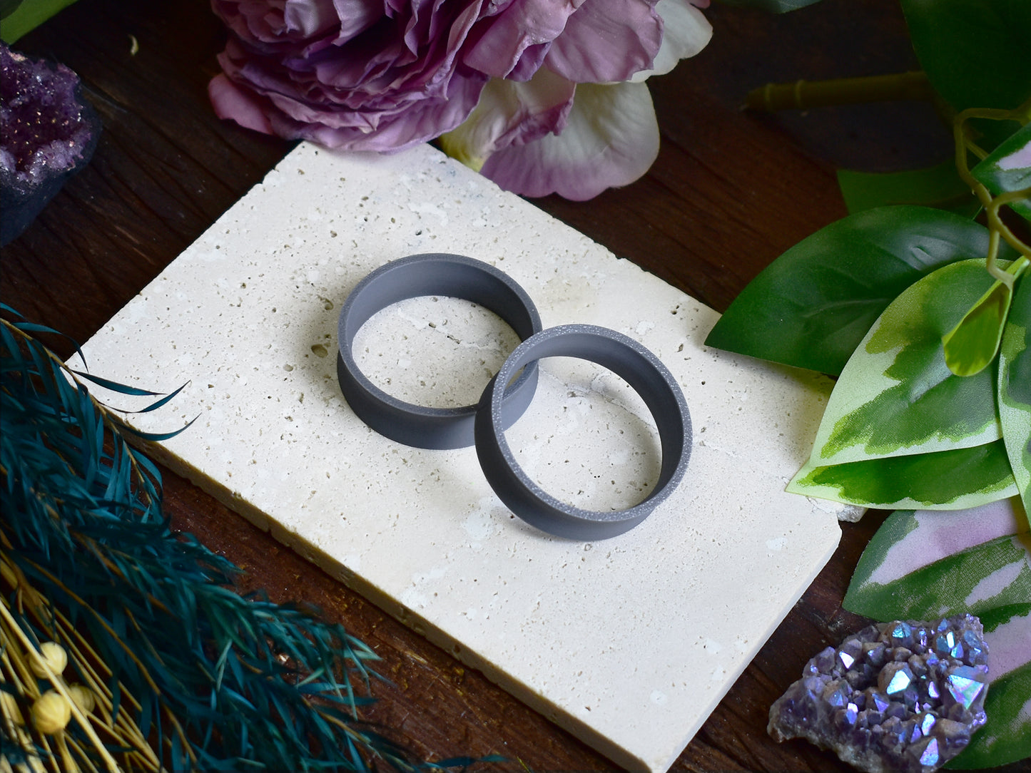 Ear tunnels 10-100mm | Grey | 12 Shapes