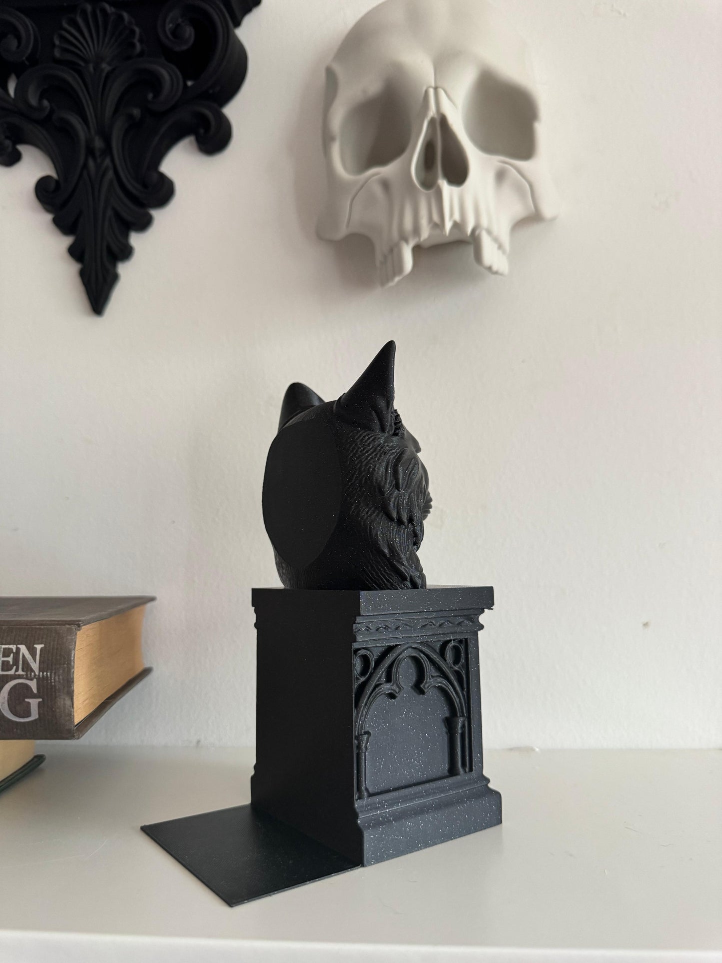 Gothic Cat Bookend | Black Cat Book Holder