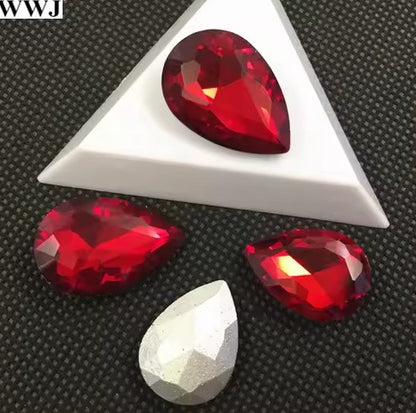 Teardrop Ear Plugs with Glass Crystal - Siam Red