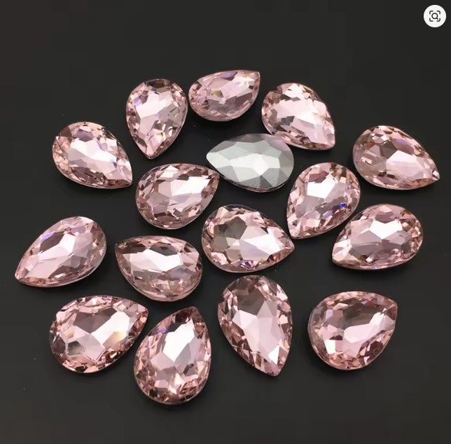 Teardrop Ear Plugs with Glass Crystal - Powder Pink