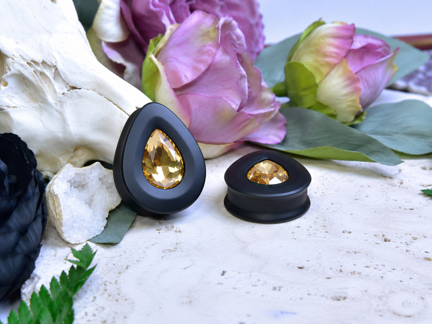 Teardrop Ear Plugs with Glass Crystal - Gold Champagne
