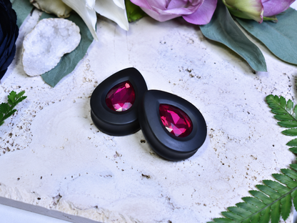 Teardrop Ear Plugs with Glass Crystal - Fuchsia