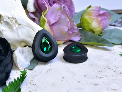 Teardrop Ear Plugs with Glass Crystal - Emerald