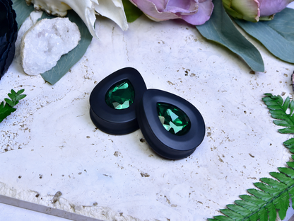 Teardrop Ear Plugs with Glass Crystal - Emerald
