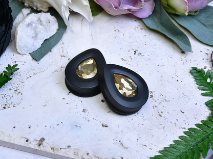 Teardrop Ear Plugs with Glass Crystal - Light Coffee