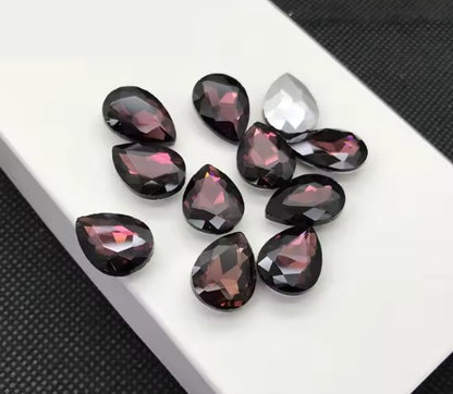 Teardrop Ear Plugs with Glass Crystal - Burgundy