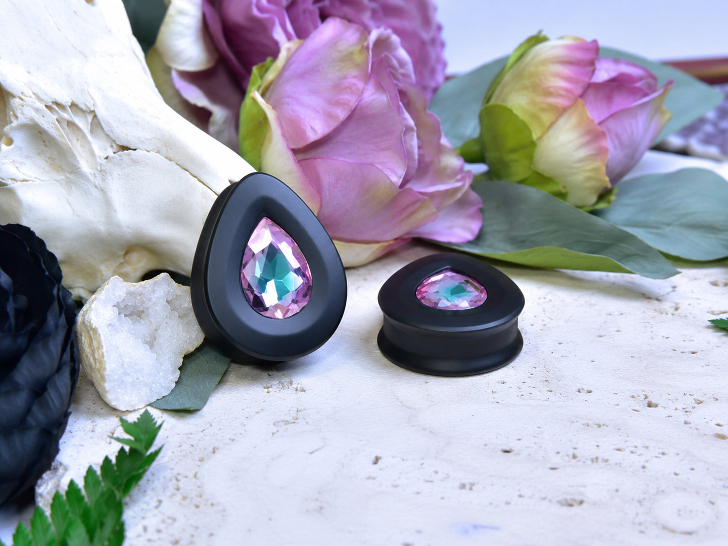 Teardrop Ear Plugs with Glass Crystal - Vitrial Light
