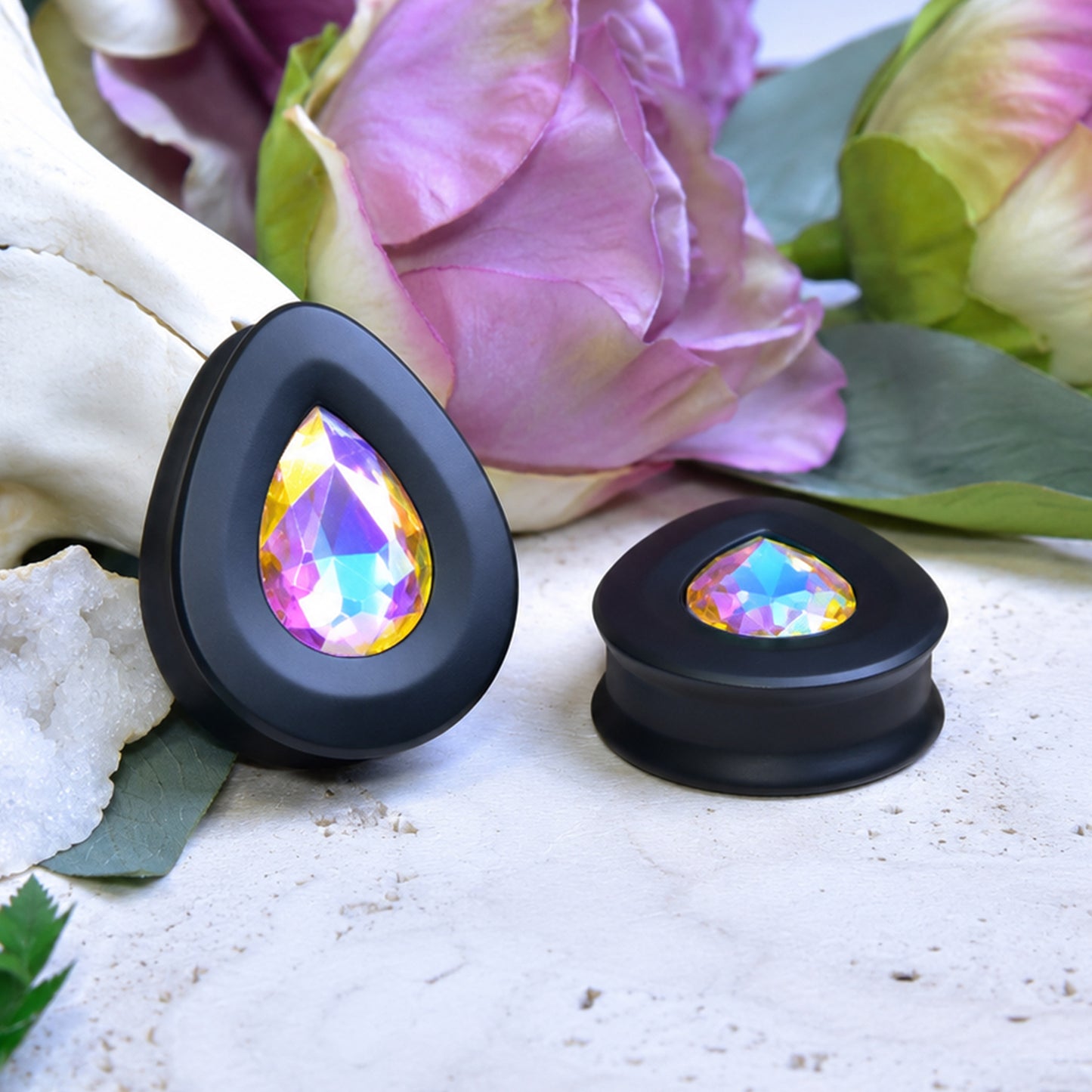 Teardrop Ear Plugs with Glass Crystal - Jonquil AB