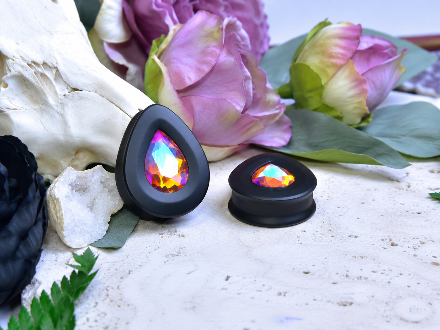 Teardrop Ear Plugs with Glass Crystal - Topaz AB