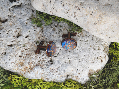 Gemelos de cobre con patrón oriental