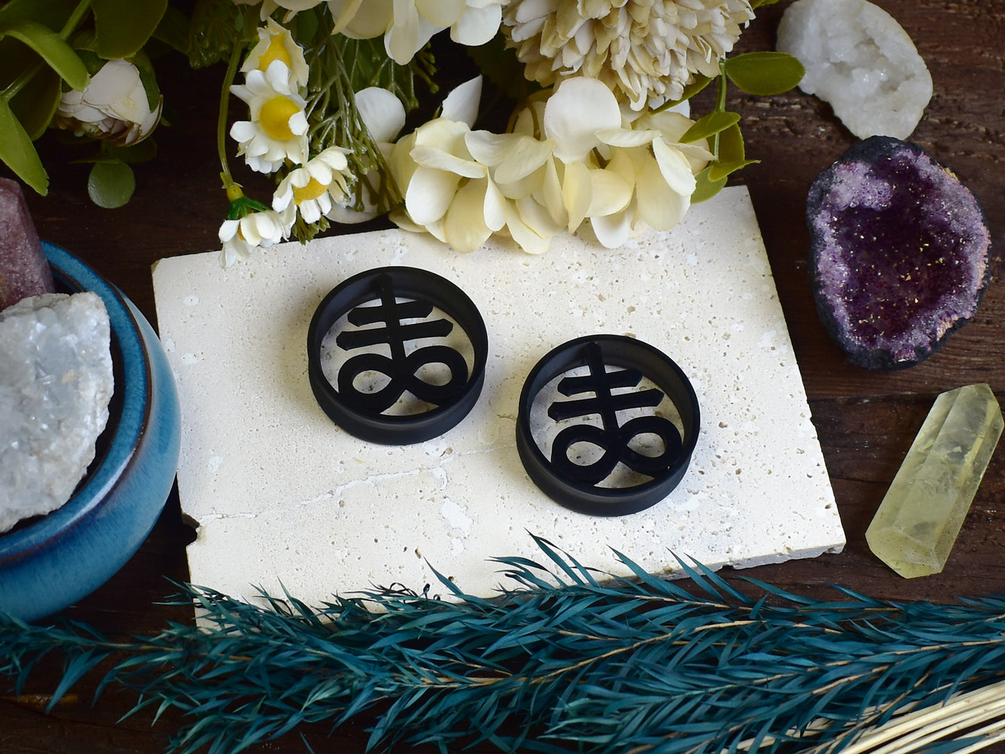 Ohrtunnel mit Leviathan-Kreuz | 14 Farben