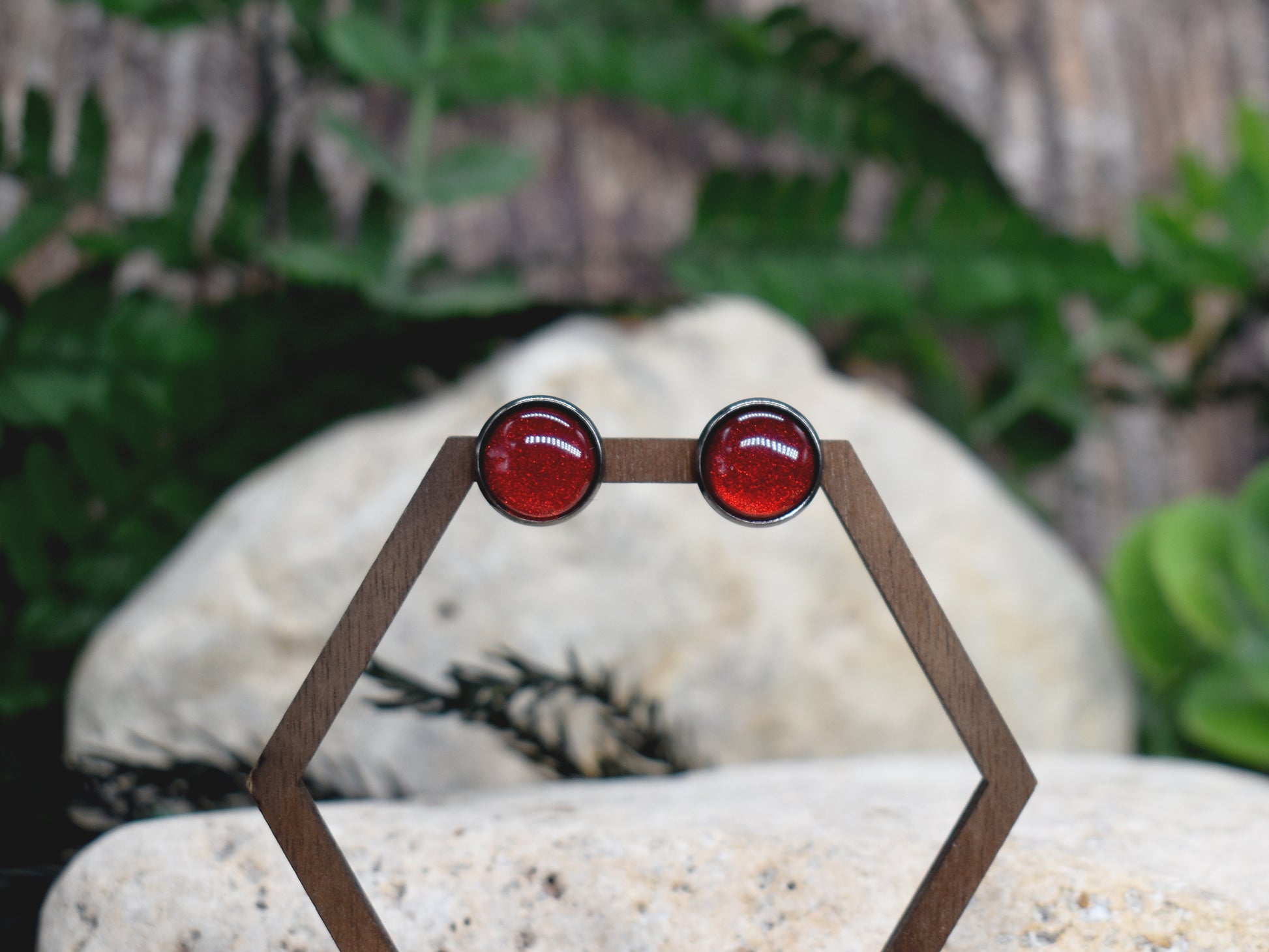 Stalowe kolczyki wkrętki z brokatowymi oczkami Spirit Of Copper