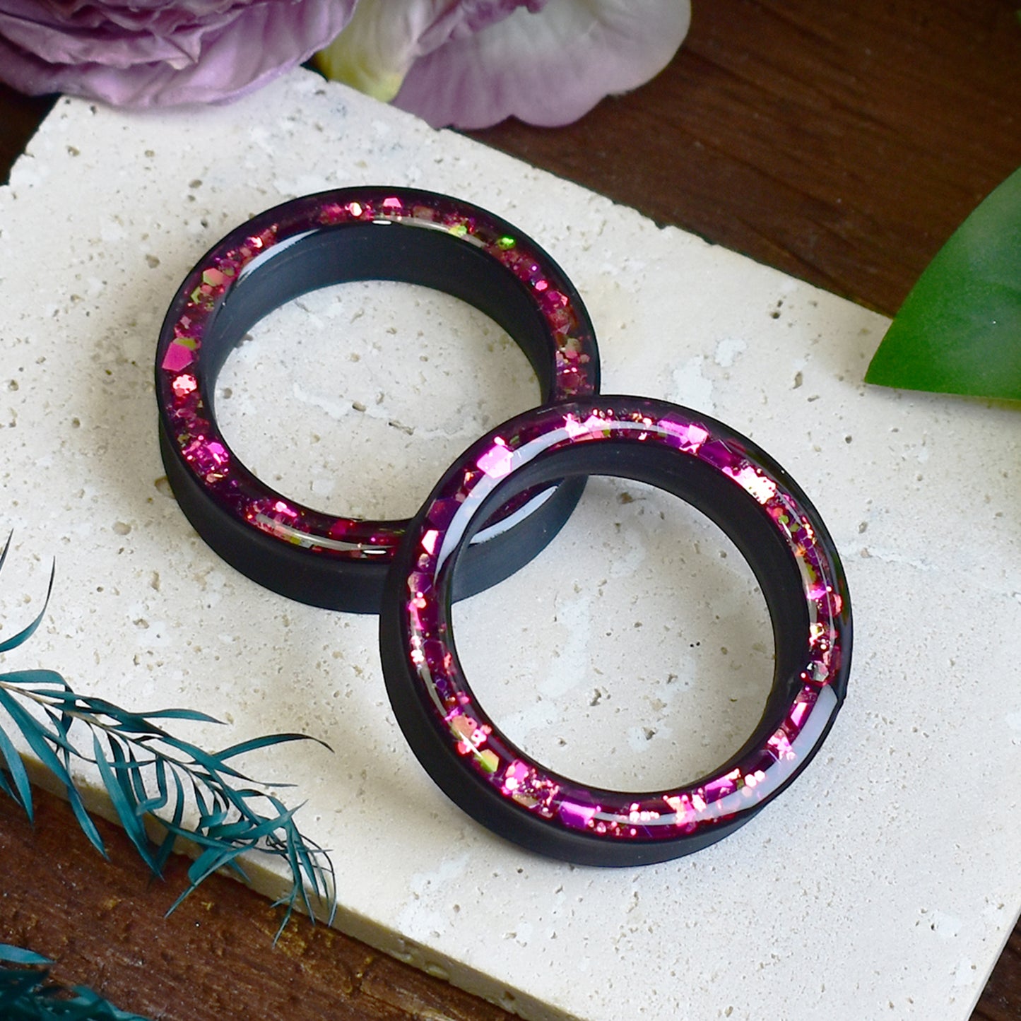 Túneles de oreja Donut 20–100mm con Purpurina Holográfica