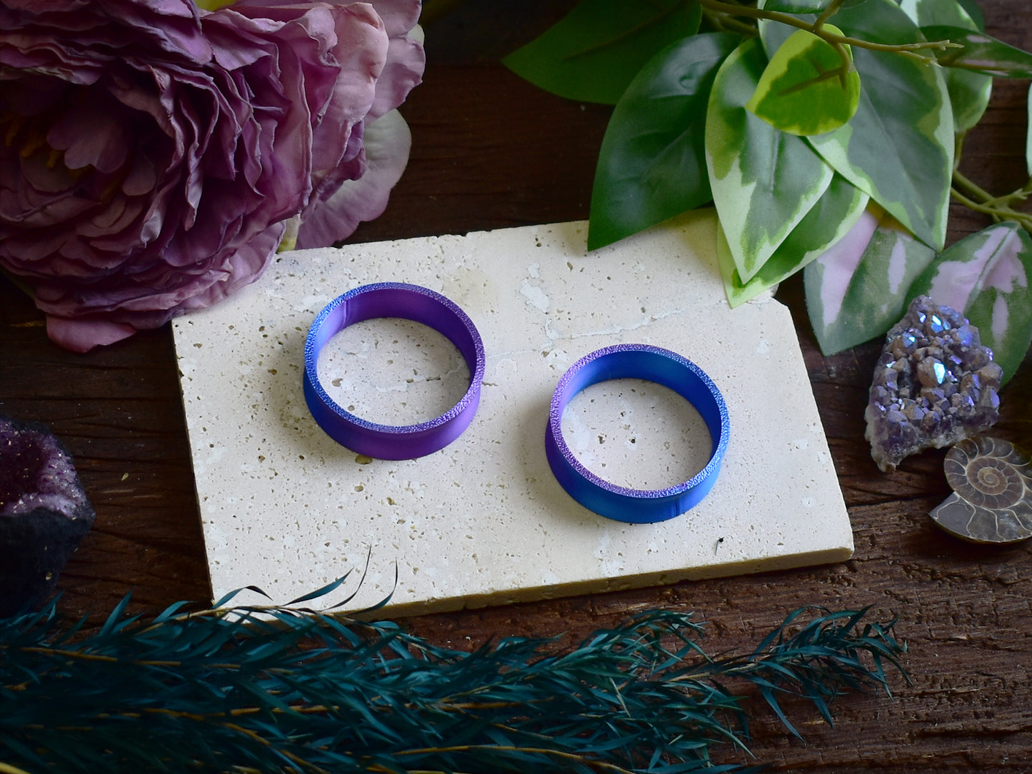 Tunele do uszu 10-100mm | Niebiesko-fioletowe