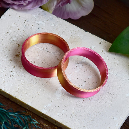 Túneles para orejas 10-100mm | Oro y rosa