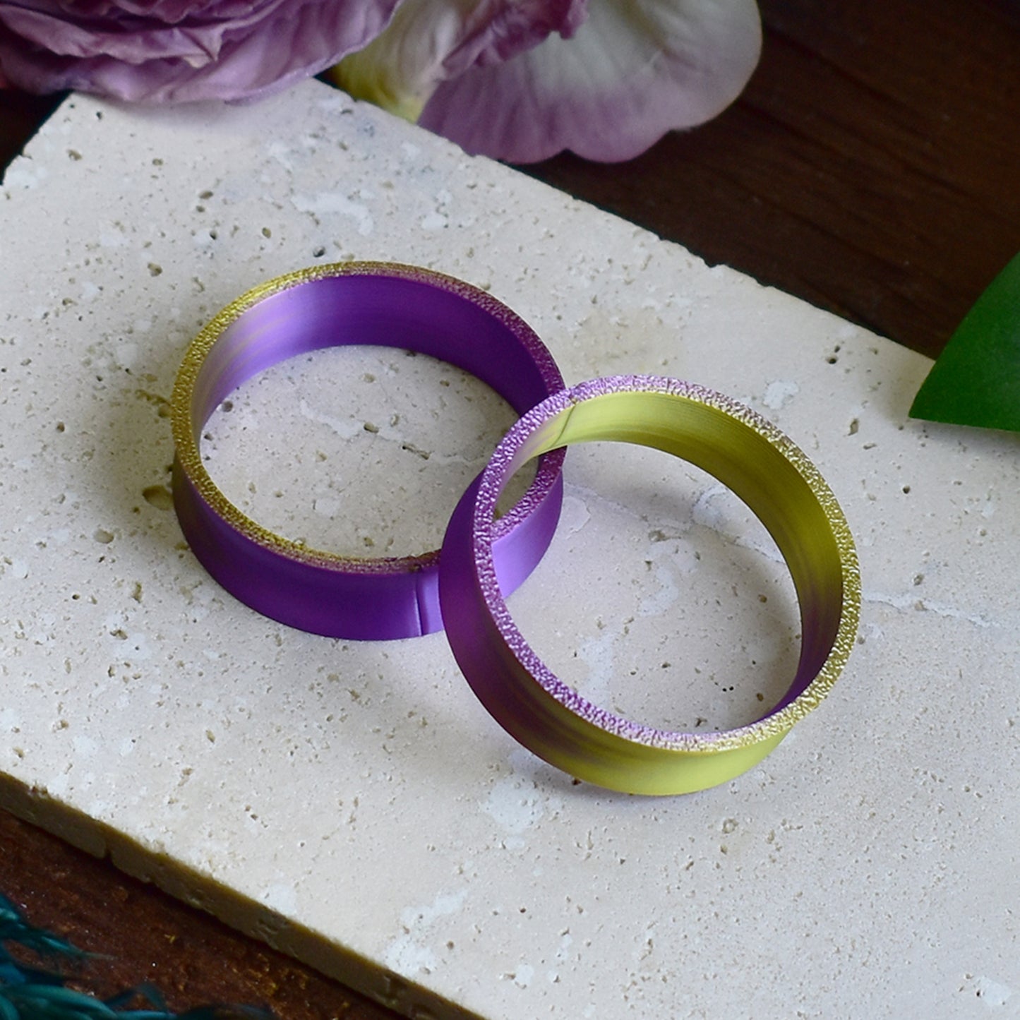 Tunele do uszu 10-100mm | Fioletowo-złote