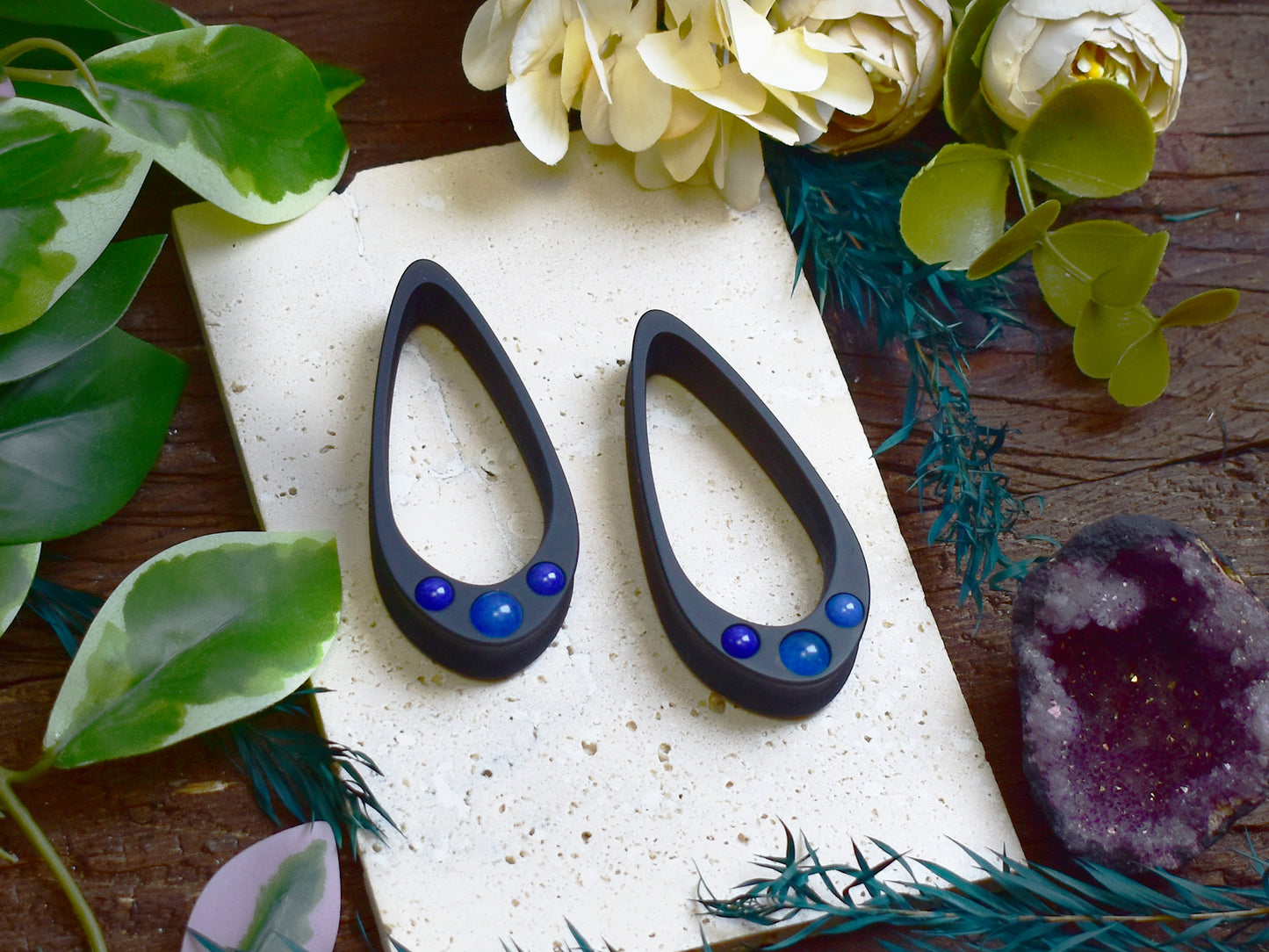 Long Teardrop Ear Plugs 25-100mm with Blue Jade