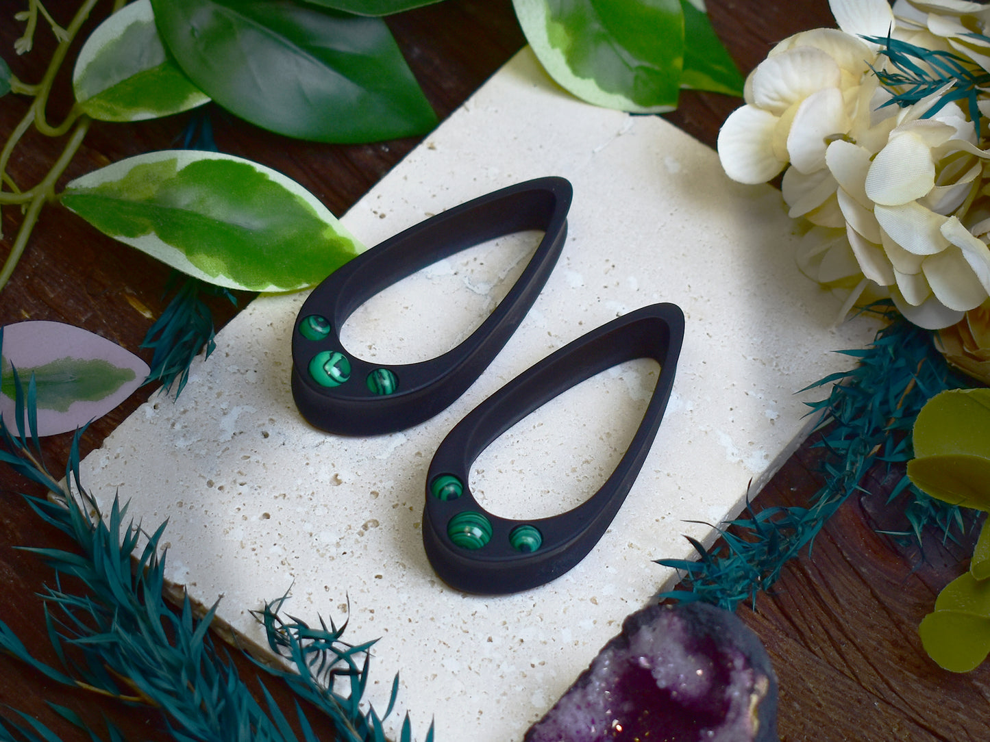 Long Teardrop Ear Plugs 25-100mm with Malachite