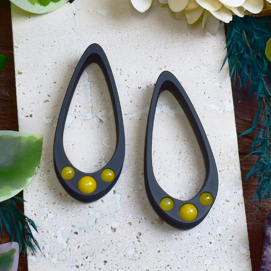 Long Teardrop Ear Plugs 25-100mm with Yellow Jade