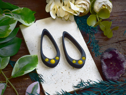 Long Teardrop Ear Plugs 25-100mm with Yellow Jade