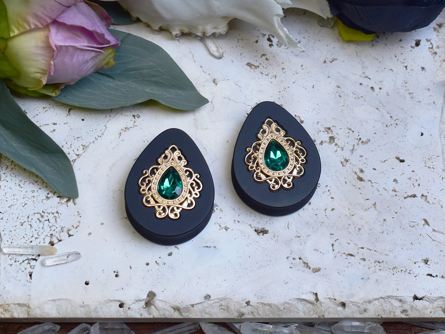 Teardrop Ear Plugs 34-60mm with Emerald Crystal & Gold Victorian Decoration