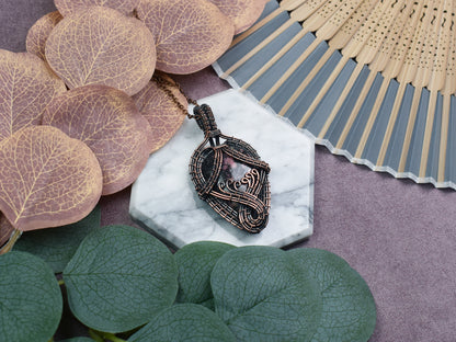 Miedziany Wisiorek Wire-Wrapping z Rodonitem