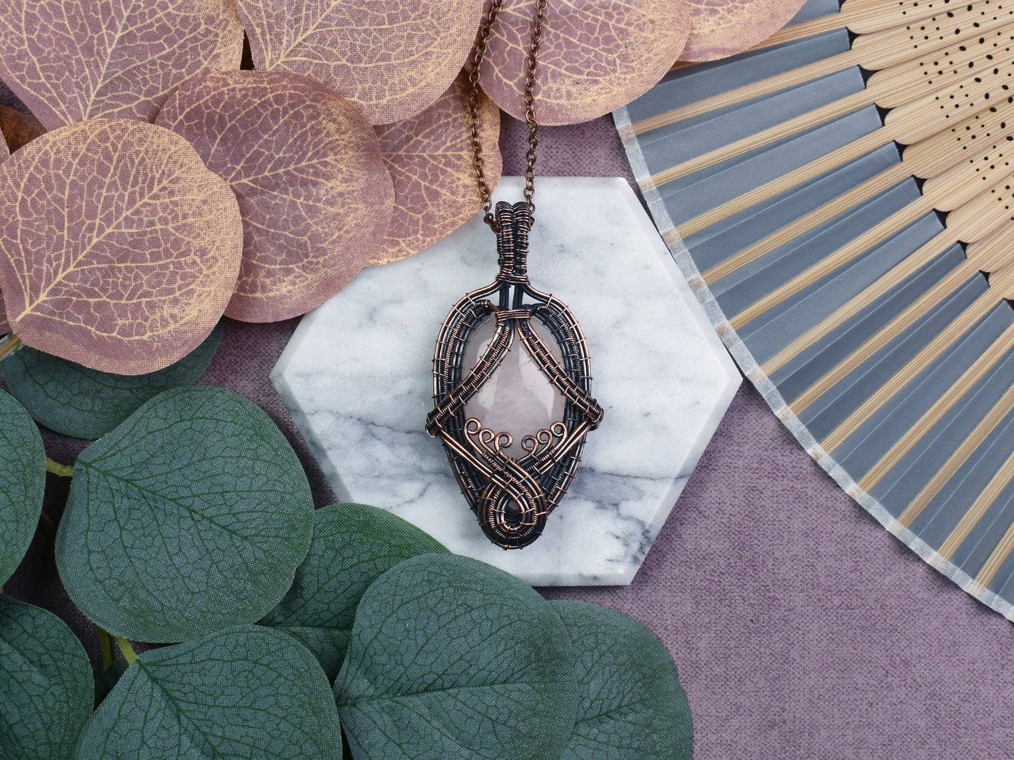 Miedziany Wisiorek Wire Wrapping z Różowym Kwarcem