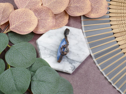 Miedziany Wisiorek Wire-Wrapping z Chalcedonem