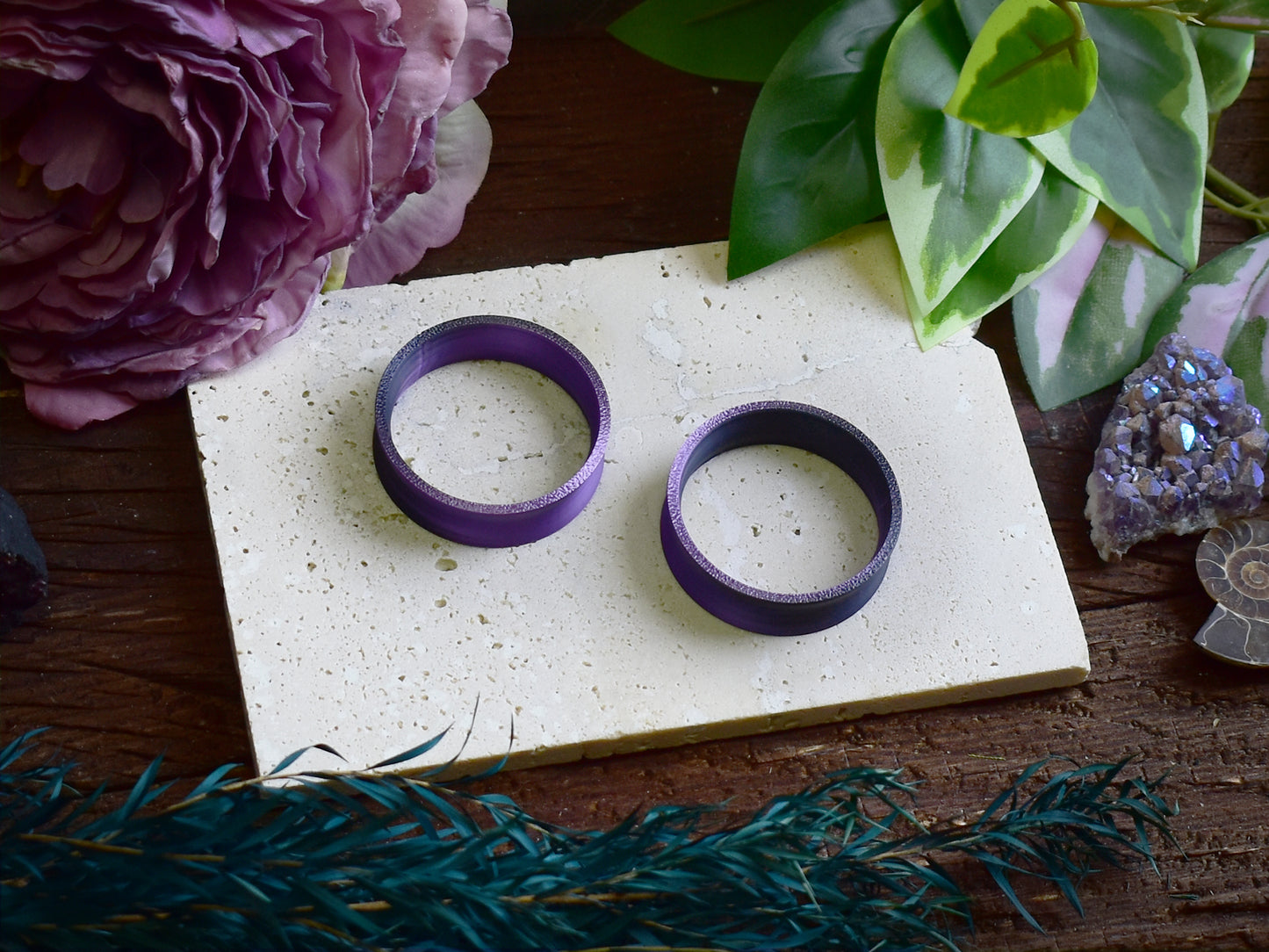 Tunele do uszu 10-100mm | Czarno-fioletowe