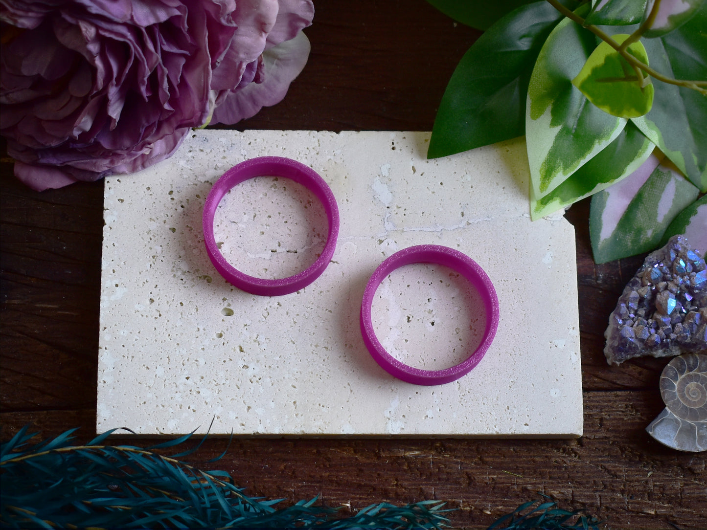 Túneles para orejas 10-100mm | Púrpura Profundo