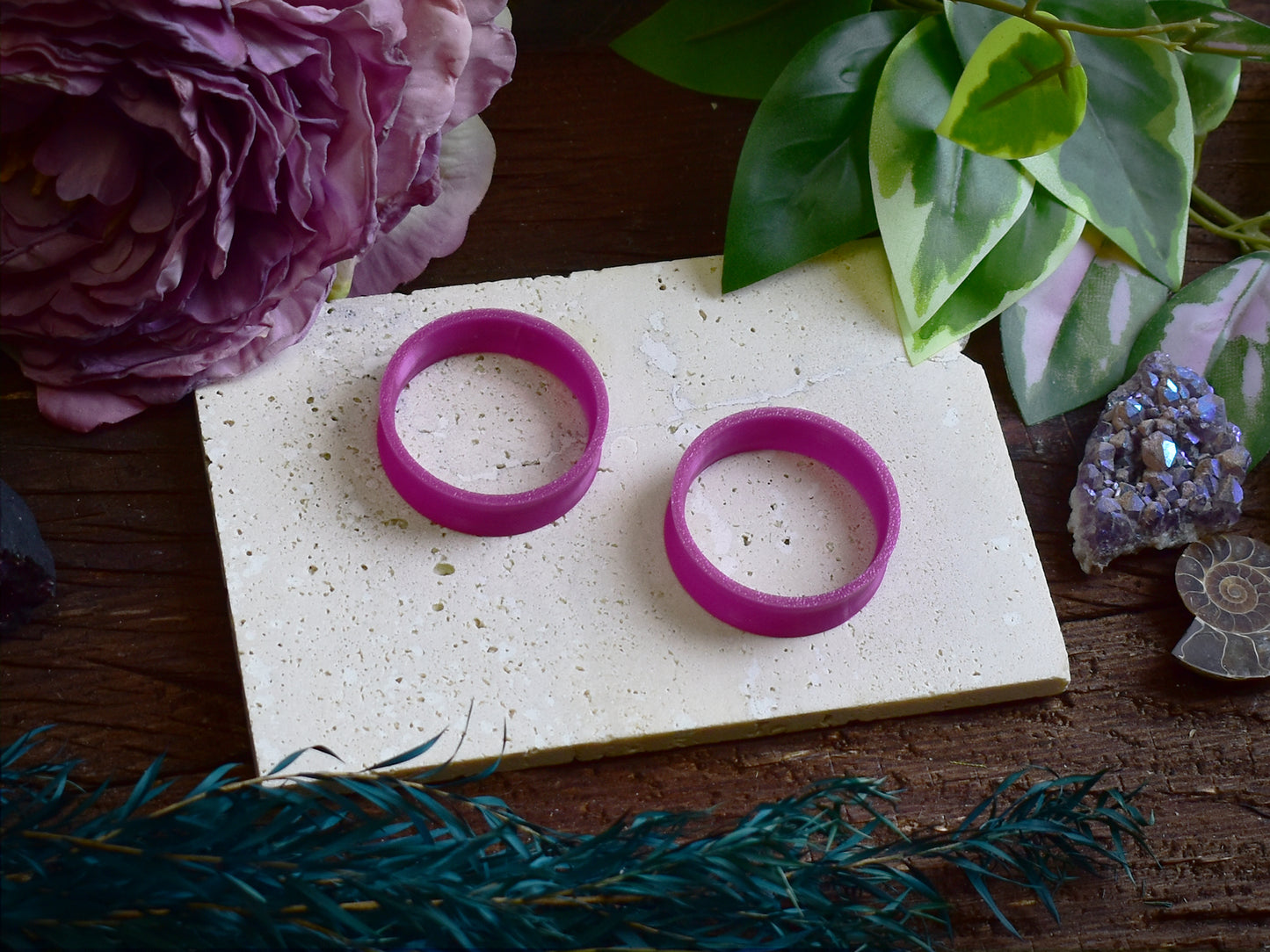 Túneles para orejas 10-100mm | Púrpura Profundo