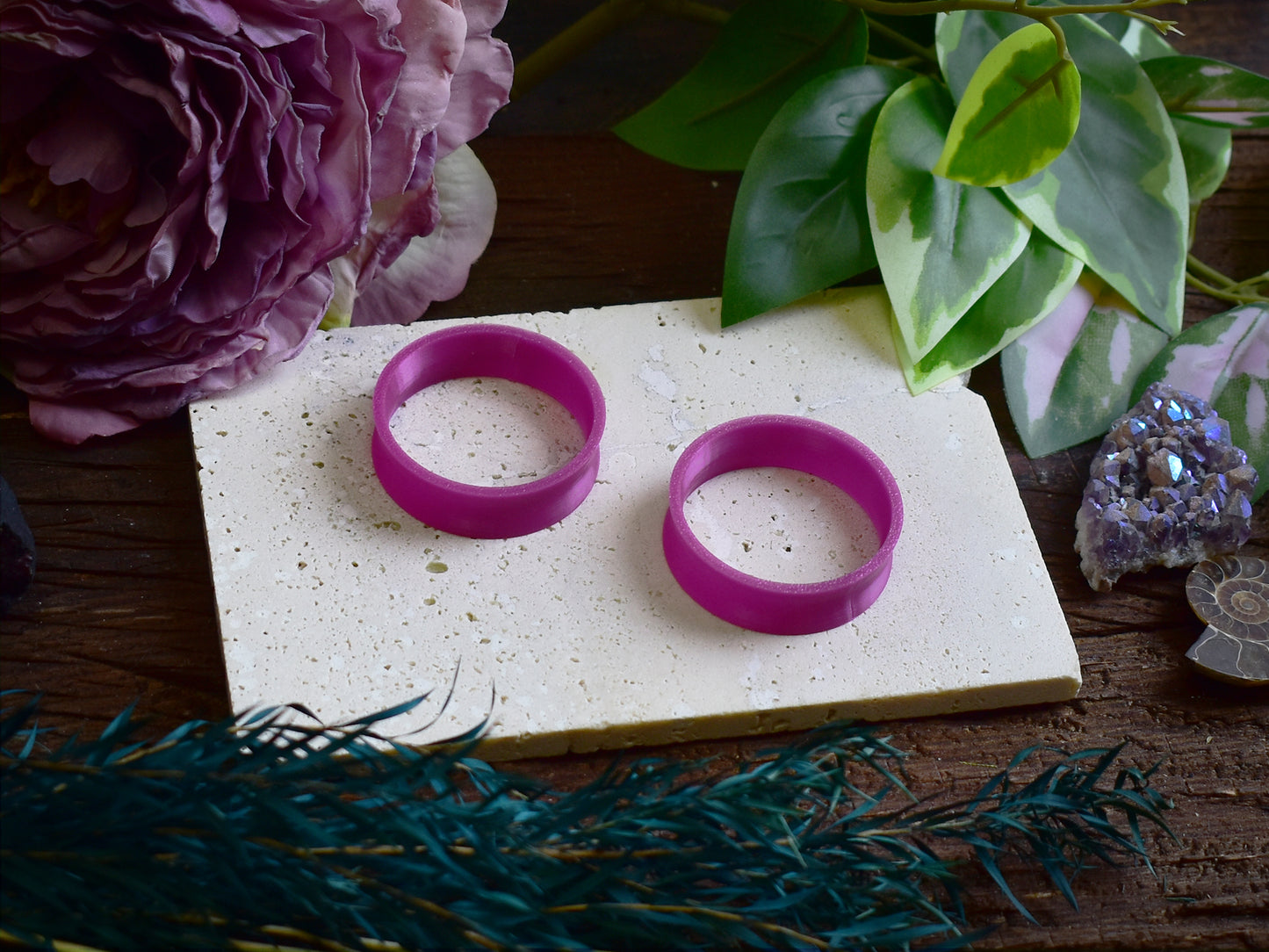 Túneles para orejas 10-100mm | Púrpura Profundo