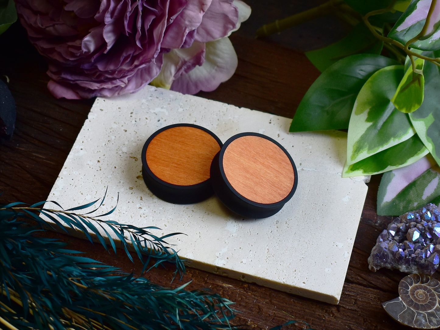 Tunele do uszu 10–100 mm z drewnem | Toscana