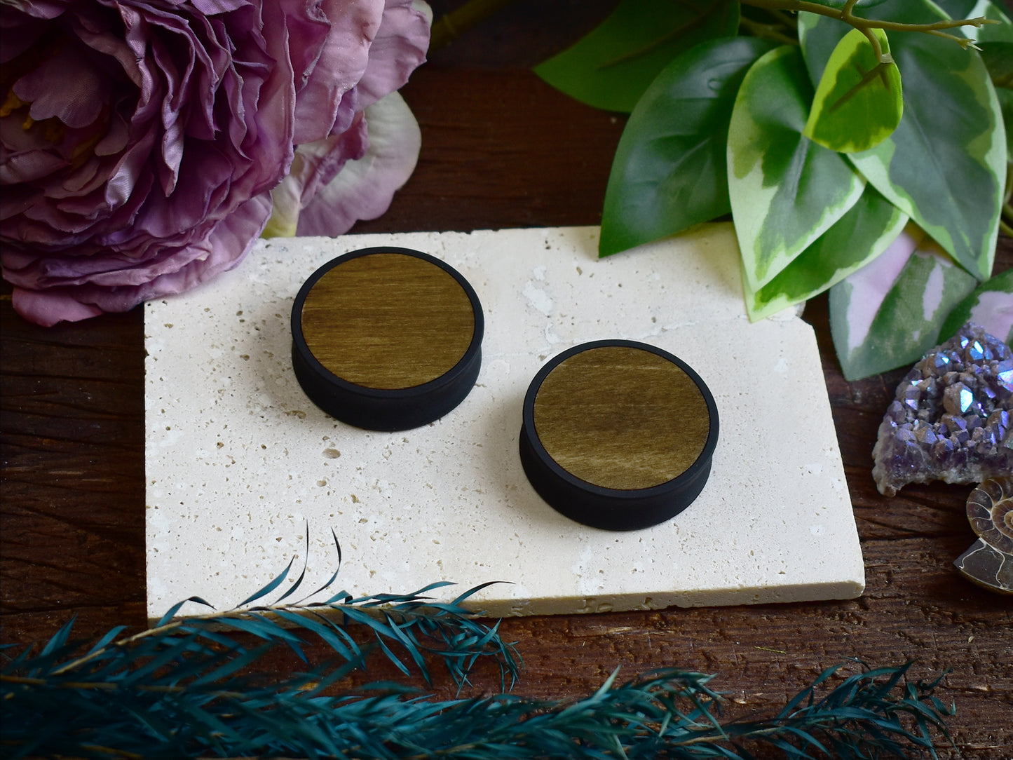 Ohrtunnel 10-100mm mit Holzfüllung | Dunkle Eiche